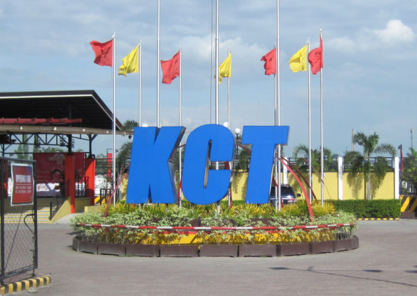 フィリピン留学カート体験KCTカートシティターラック
